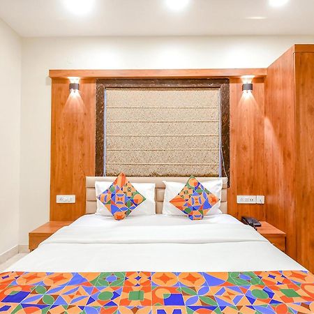 Fabhotel Dream World Residency - Nr Biswa Bangla Gate Kolkata Bagian luar foto