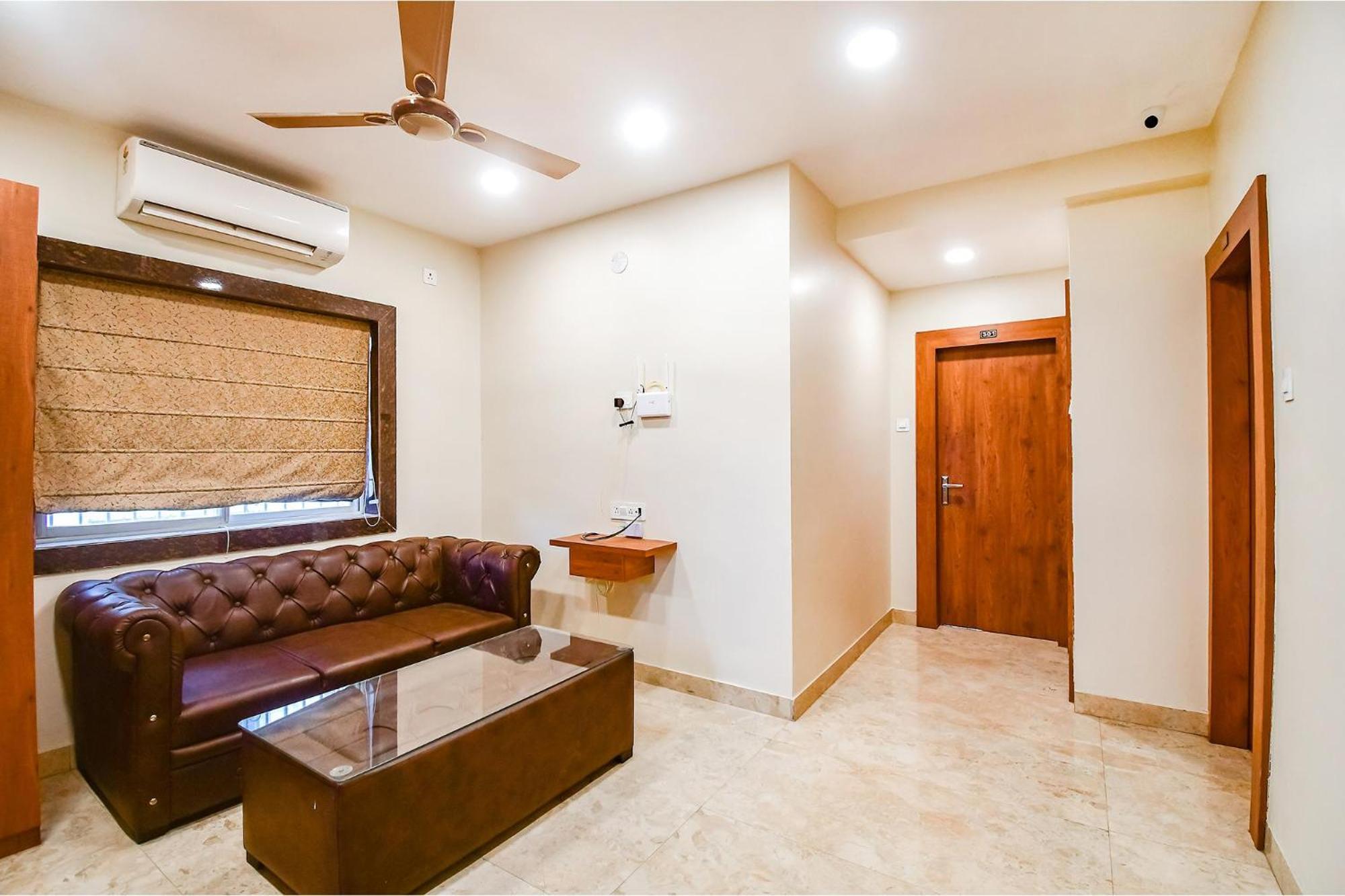 Fabhotel Dream World Residency - Nr Biswa Bangla Gate Kolkata Bagian luar foto