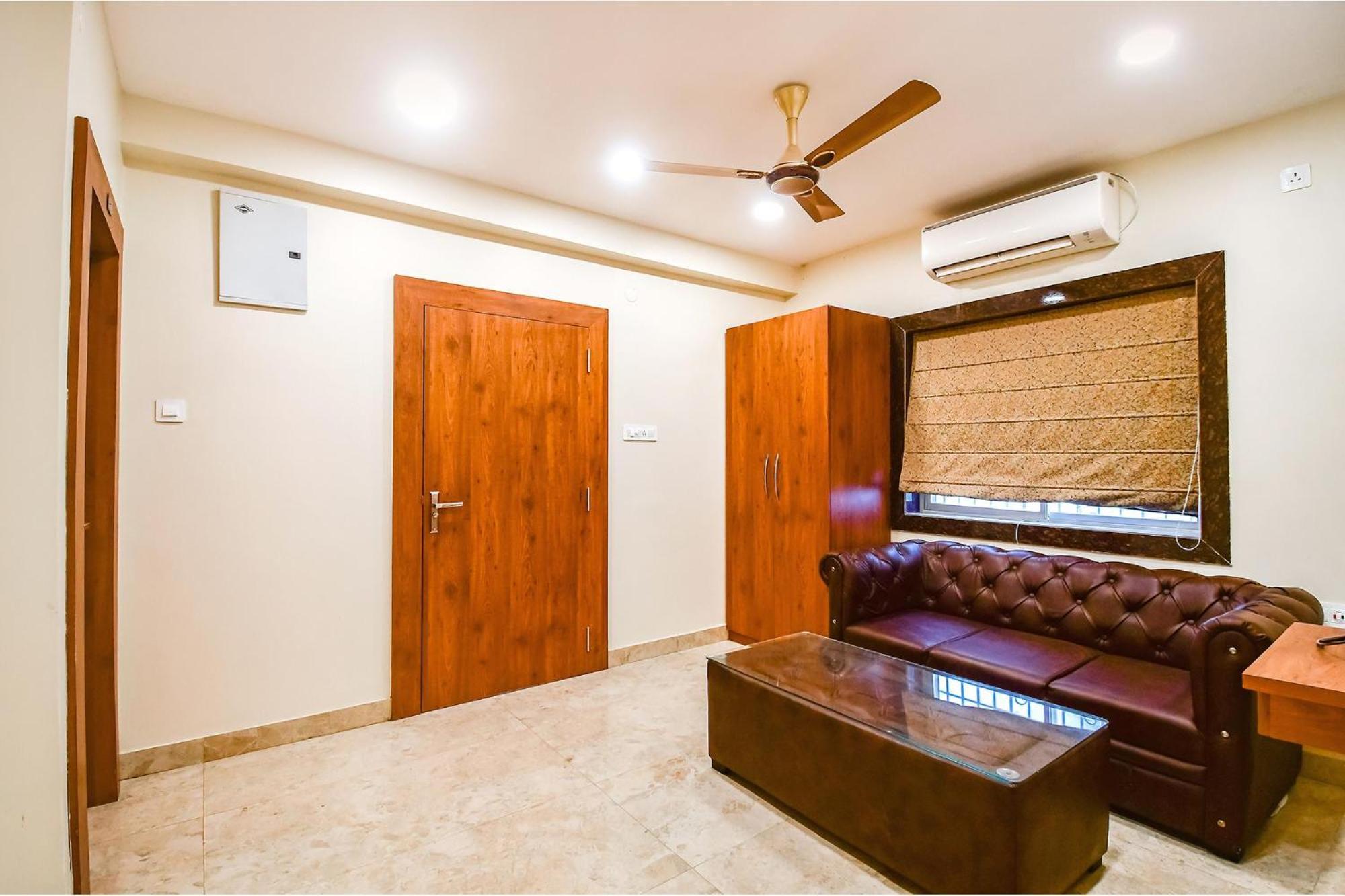 Fabhotel Dream World Residency - Nr Biswa Bangla Gate Kolkata Bagian luar foto